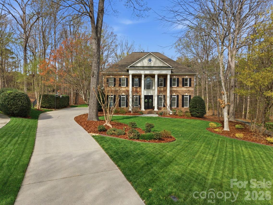 1802 Summit View Pl., Waxhaw, NC 28173