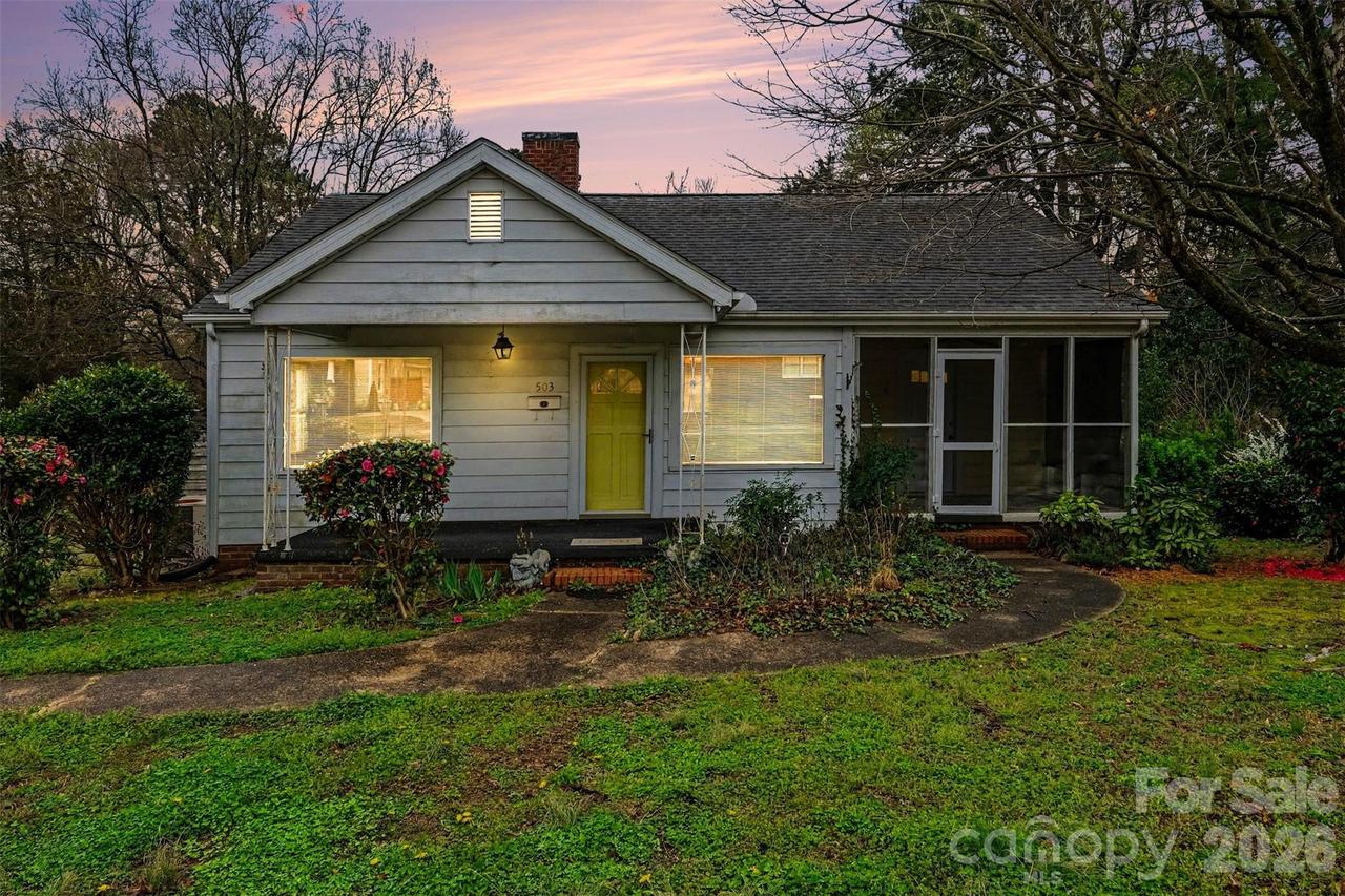 503 Rogers Lake Rd., Kannapolis, NC 28081