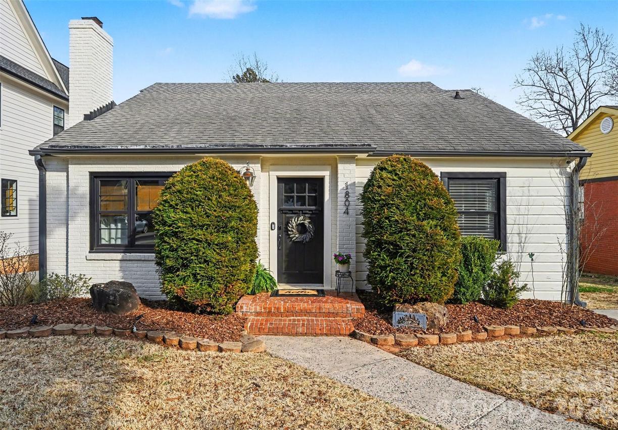1804 Dearmon Dr., Charlotte, NC 28205