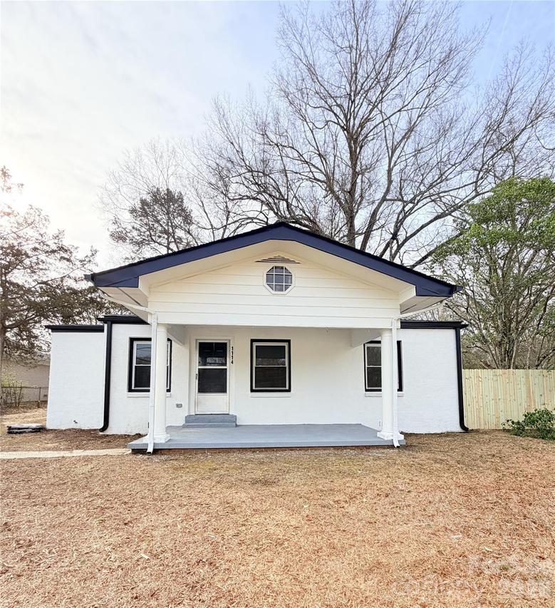 1114 Mount Olivet Rd., Kannapolis, NC 28083