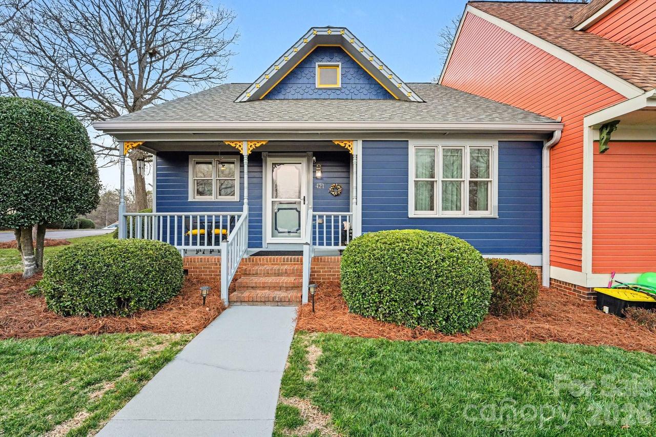 421 Windsor Ln., Statesville, NC 28677