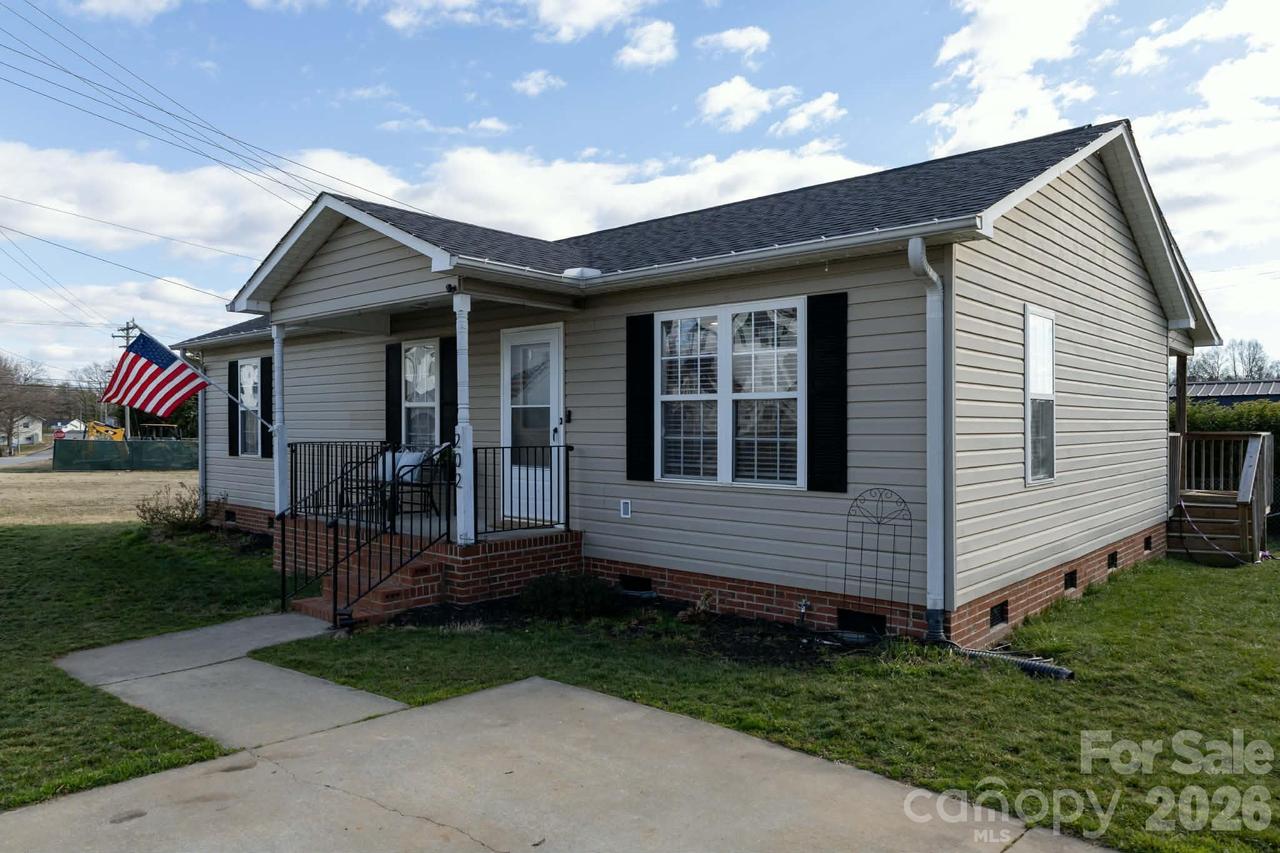 202 E Rice St., Landis, NC 28088