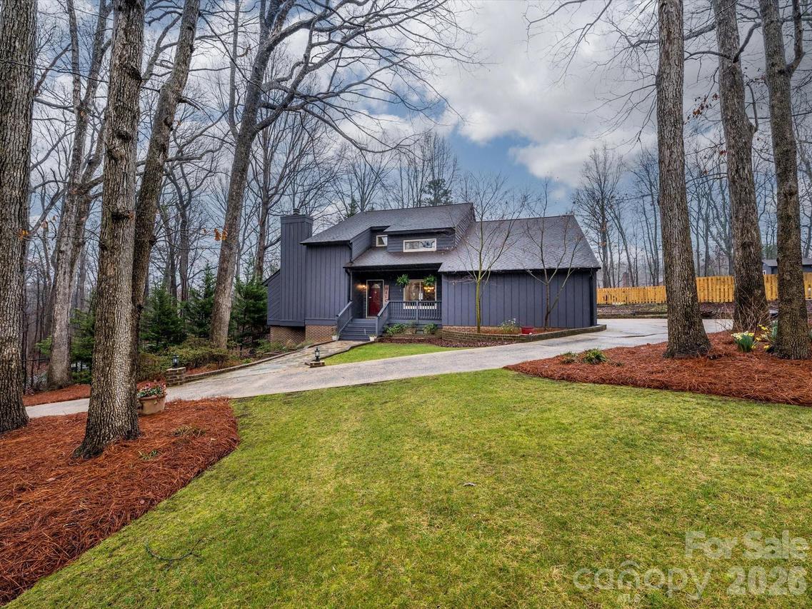 5232 Begonia Dr., Charlotte, NC 28215