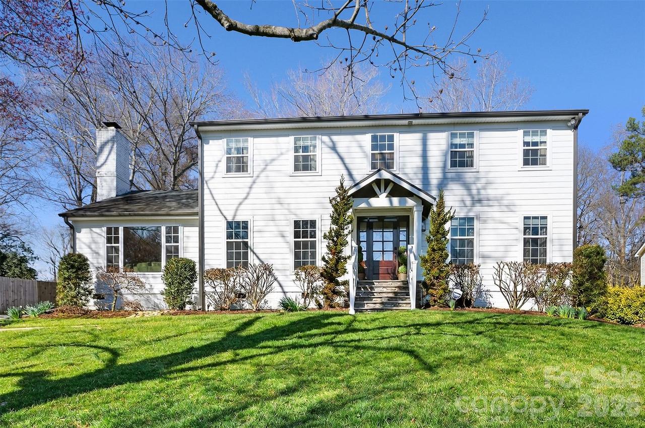 1432 E Barden Rd., Charlotte, NC 28226