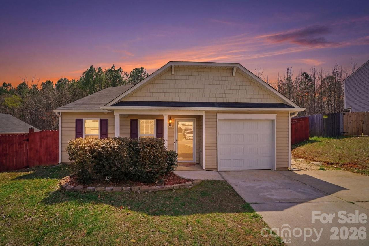 149 Creekstone Ct., Lexington, NC 27295