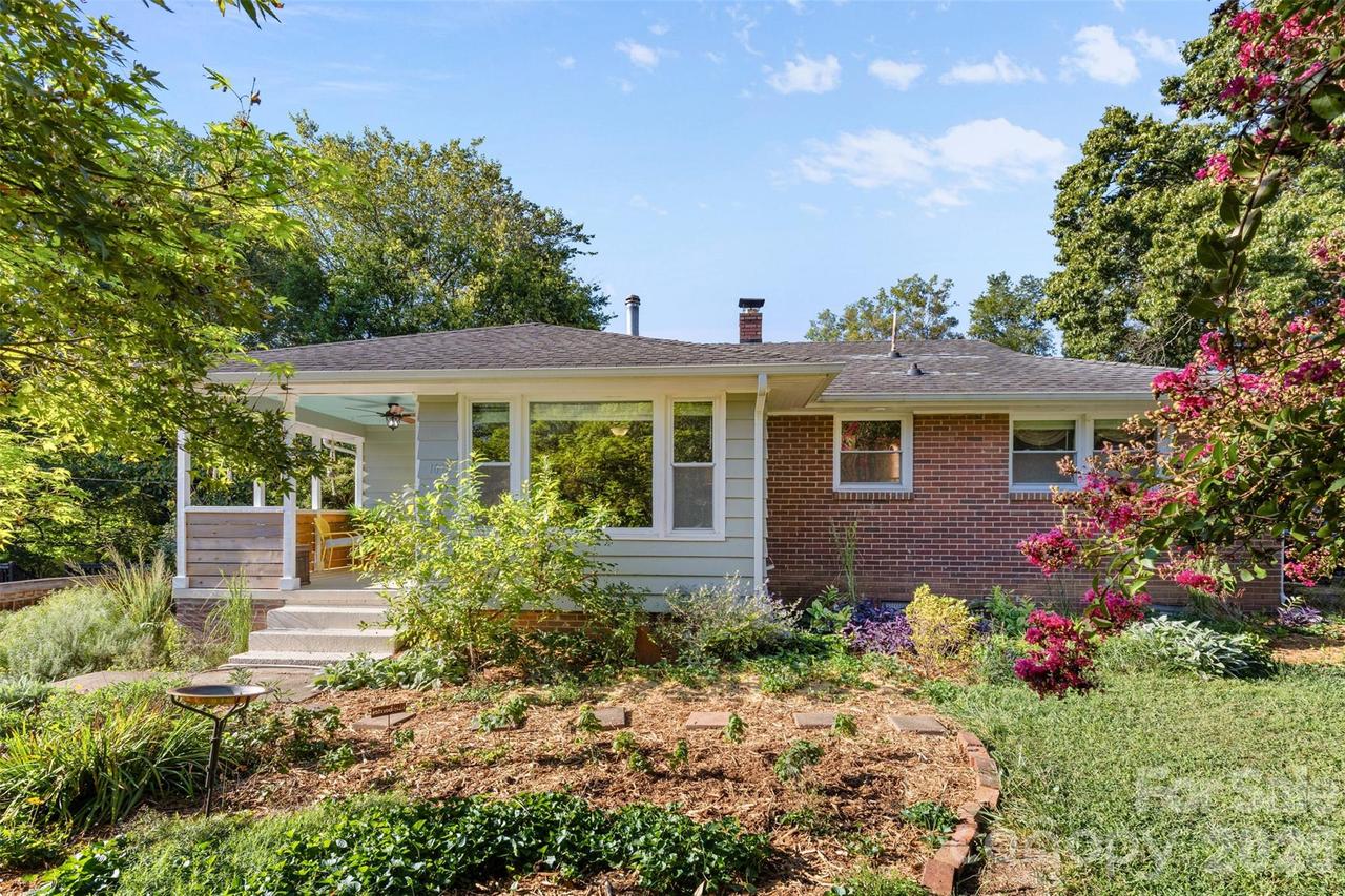 1638 Academy St., Charlotte, NC 28205