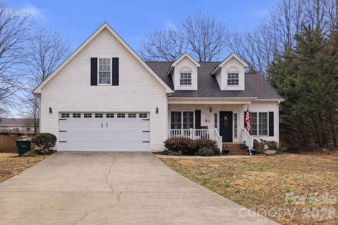 5227 Foley Dr., Hickory, NC 28602