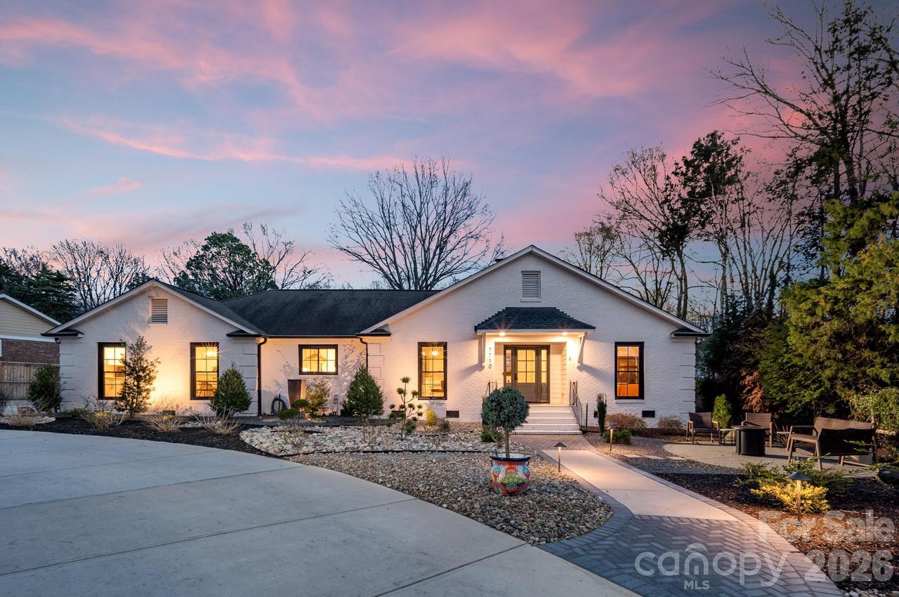 7710 Ridgeloch Pl., Charlotte, NC 28226