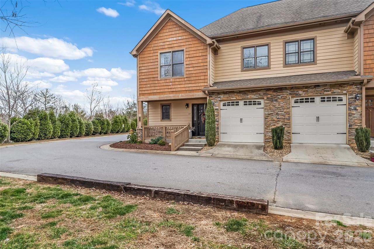 49 Jeff Dr., Asheville, NC 28806
