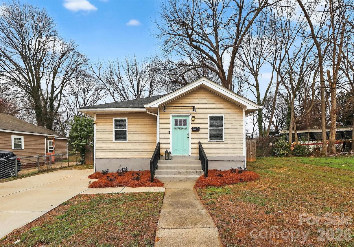 112 Oregon St., Charlotte, NC 28208