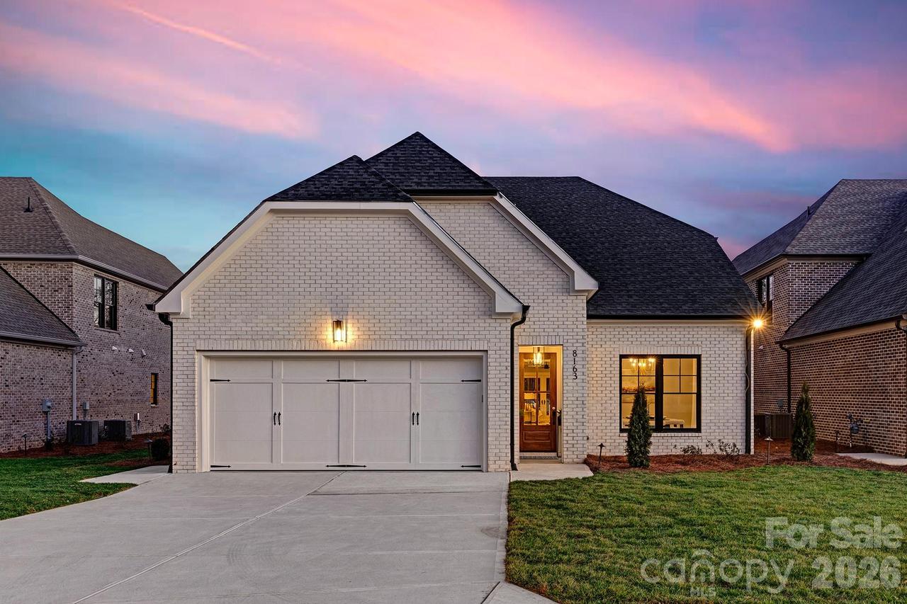 8163 Fairview Rd., Charlotte, NC 28226
