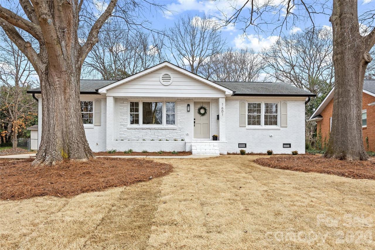 1601 Keeling Pl., Charlotte, NC 28210