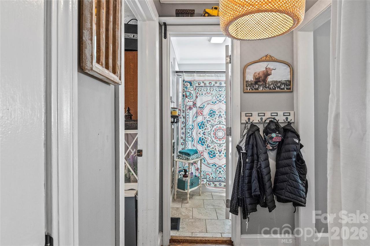 113 Hardy St., Jonesville, NC 28642