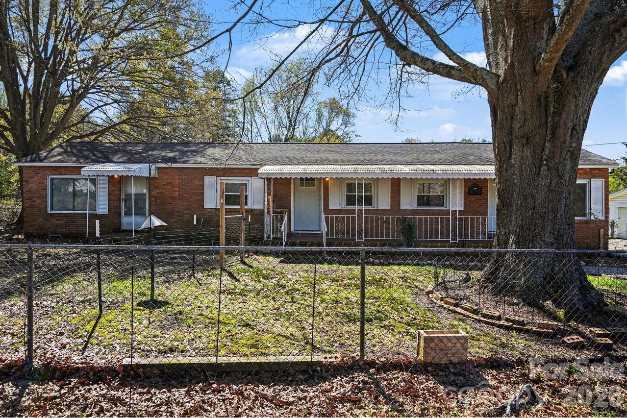 139 Blackburn Dr., Grover, NC 28073