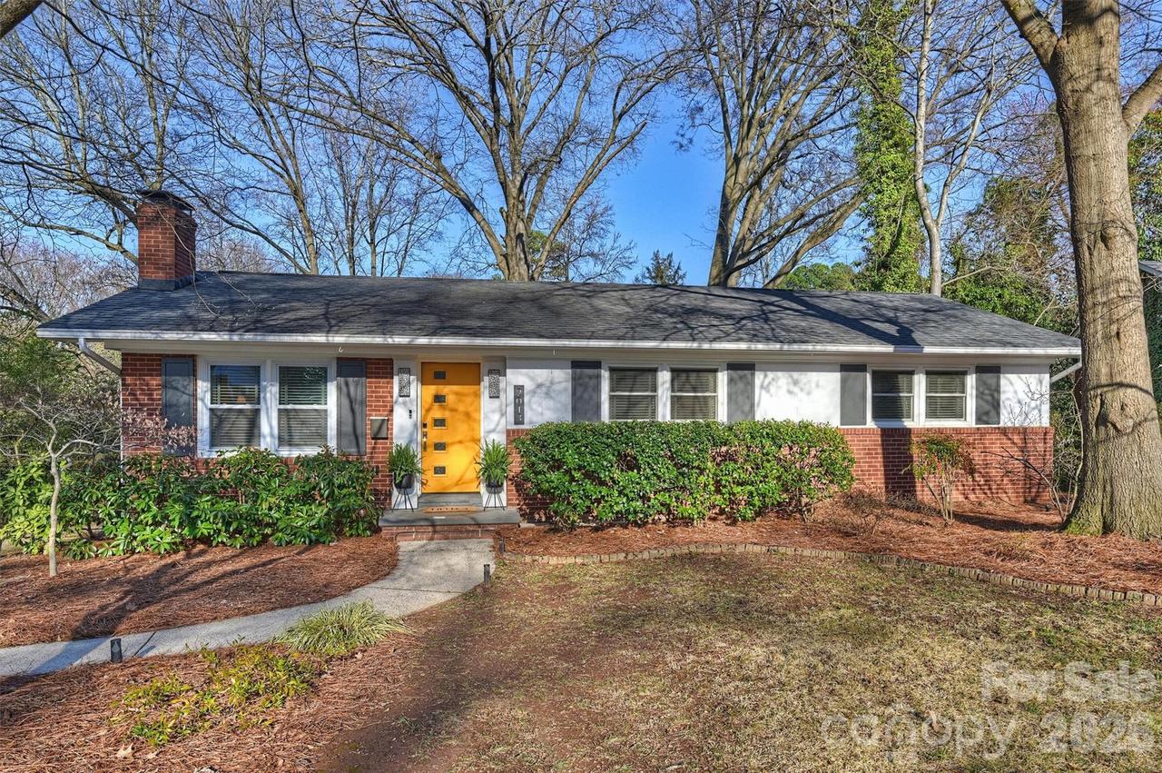 2013 Margate Ave., Charlotte, NC 28205