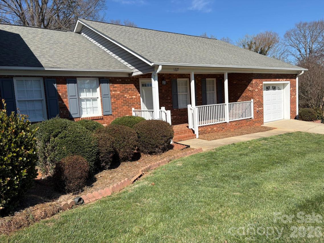 107 Forrest Glenn Ct., King, NC 27021