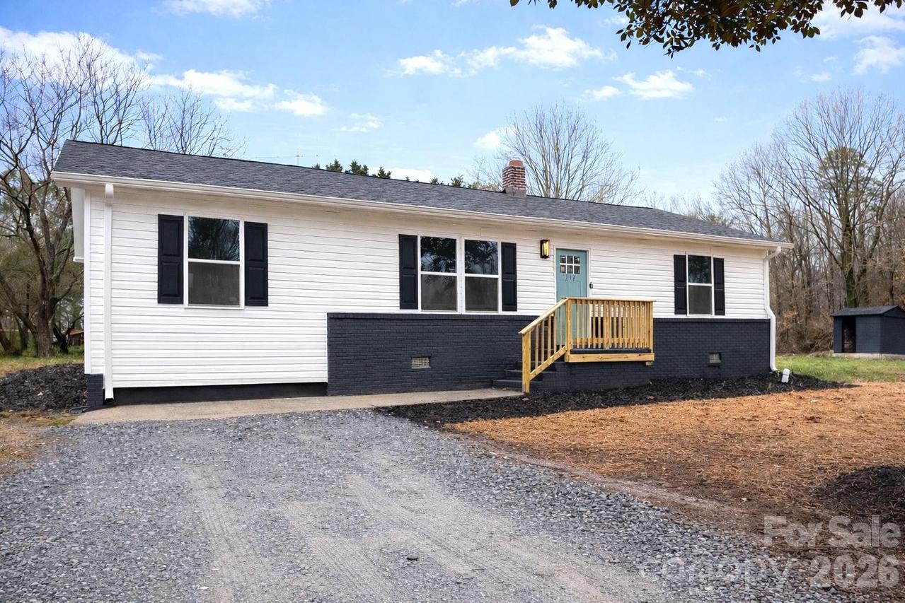 112 Harmony Tr., Gastonia, NC 28056