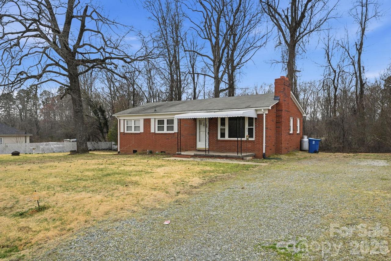 405 Klumac Rd., Salisbury, NC 28144