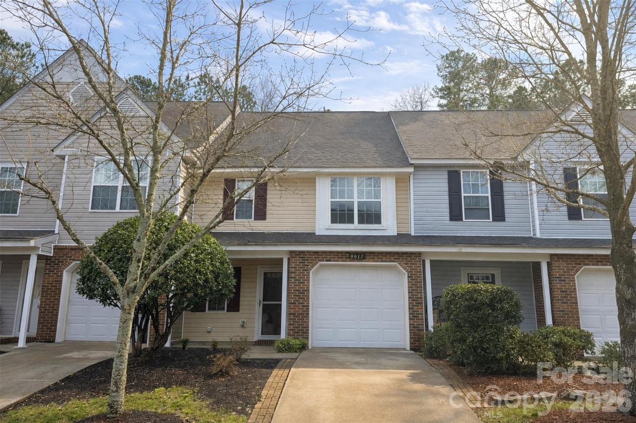 9977 Reindeer Way Ln., Charlotte, NC 28216