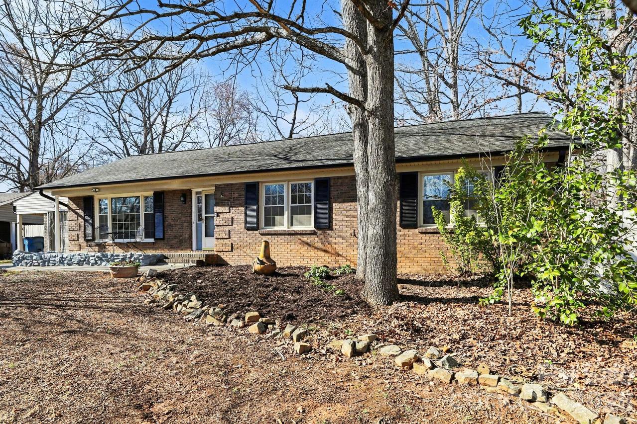 5308 River Falls Dr. #5, Charlotte, NC 28215