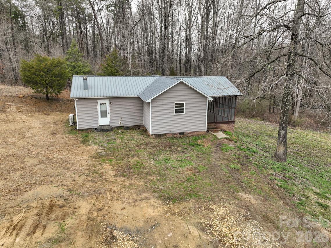 602 Rothrock Rd., Rockwell, NC 28138