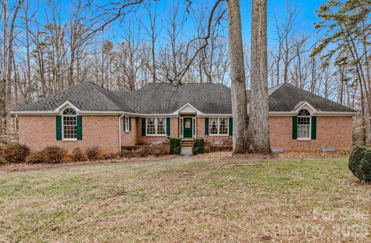 1430 Messick Oaks Tr., Lewisville, NC 27023