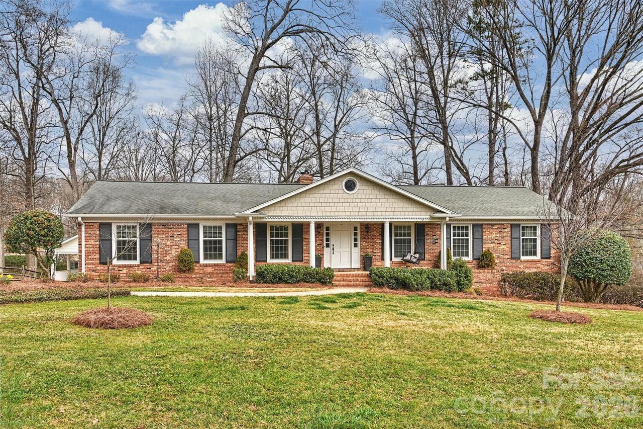 6453 Greencove Dr., Charlotte, NC 28270