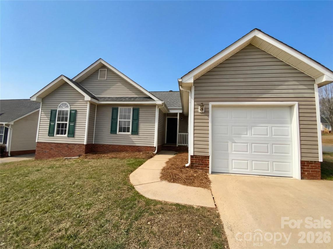 4141 Rosy Mound Ln., Charlotte, NC 28216