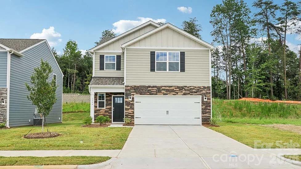 604 NE 13th Avenue Dr., Hickory, NC 28601