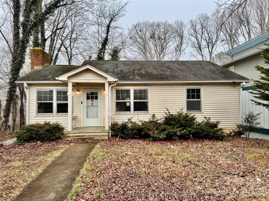 29 Evergreen Ave., Asheville, NC 28806