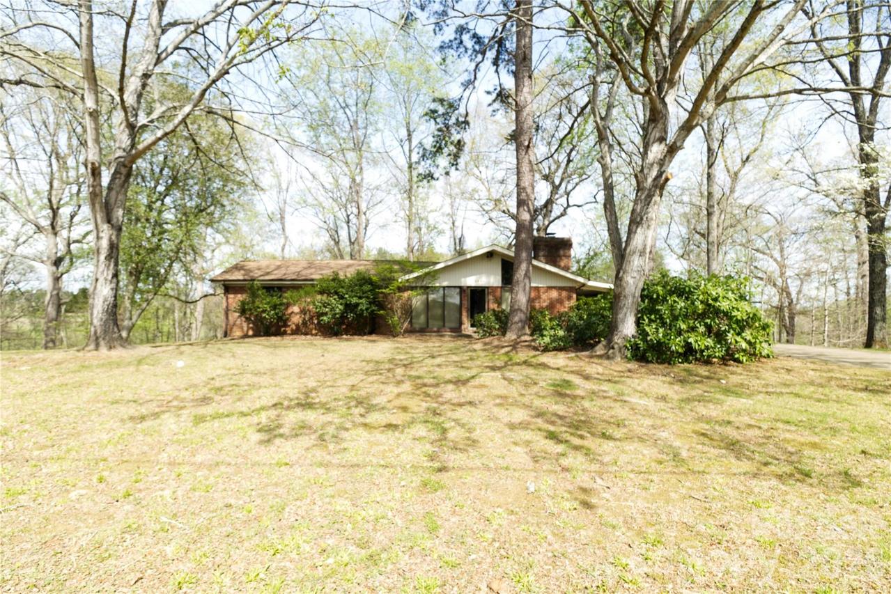 2042 Robinson Rd. #2, Newton, NC 28658