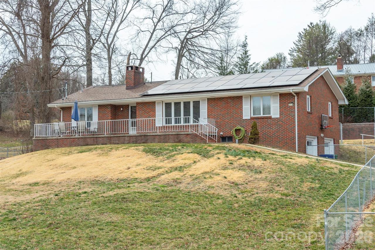 318 Old Leicester Hwy., Asheville, NC 28806