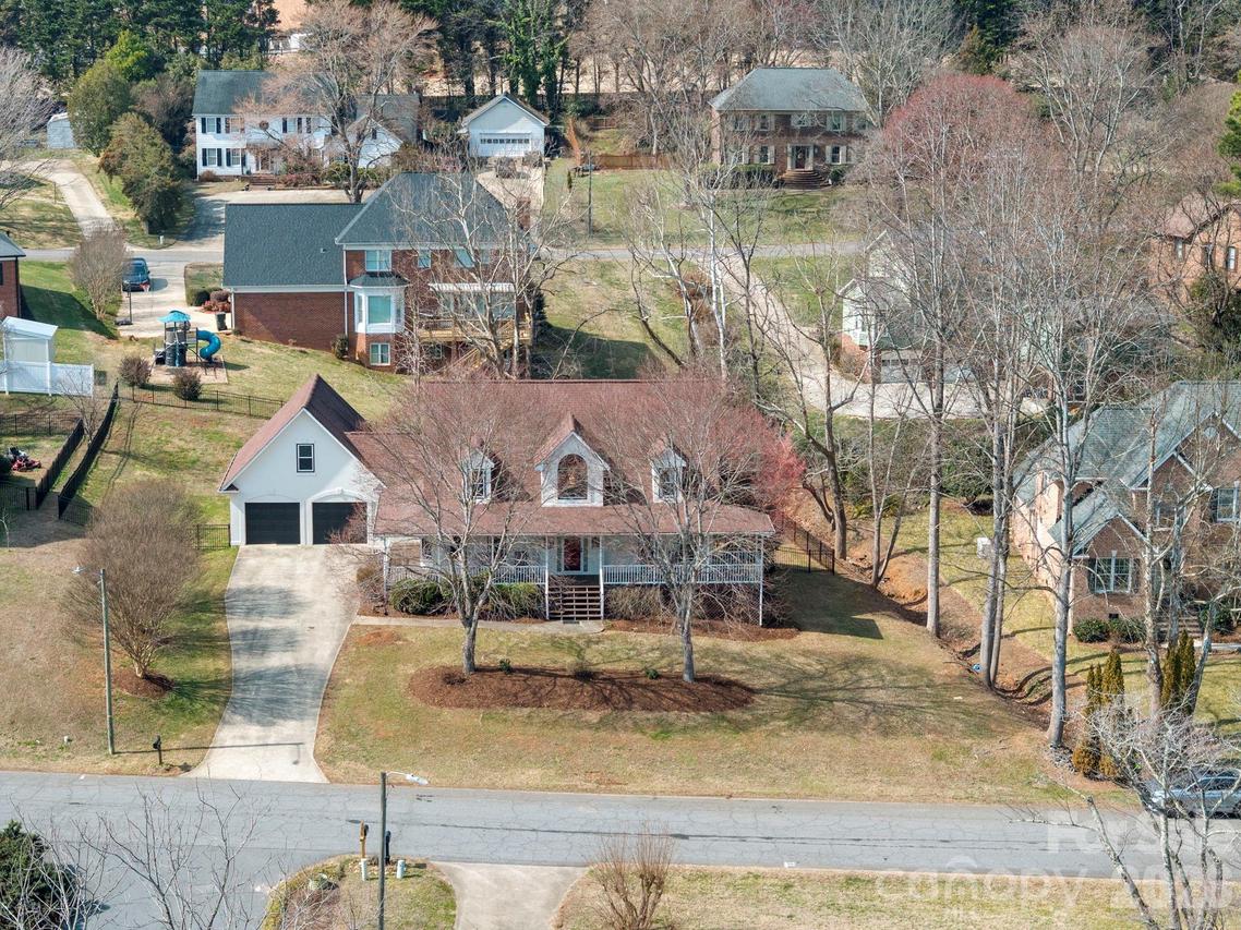 3505 4th Street Blvd., Hickory, NC 28601