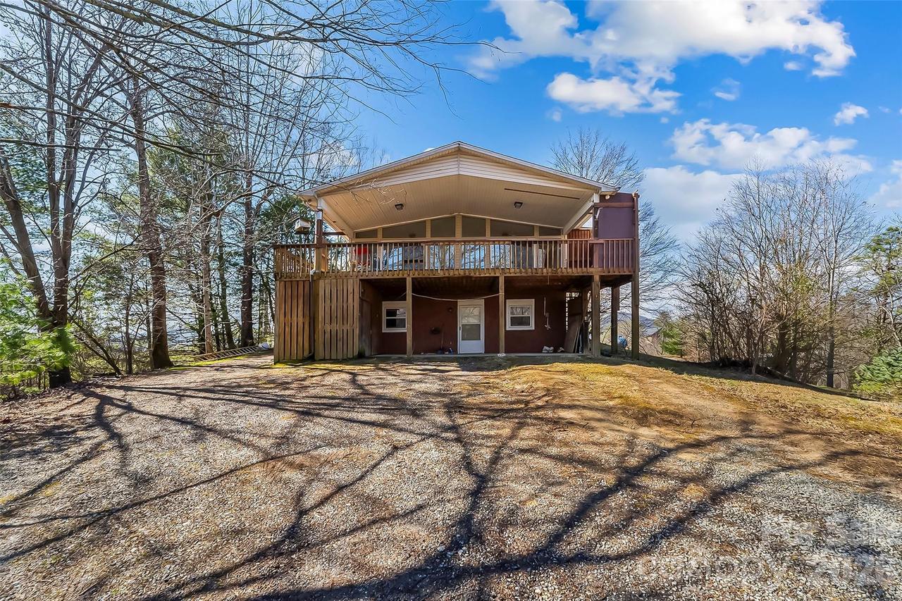 350 Sandy Bottom Rd., Marshall, NC 28753