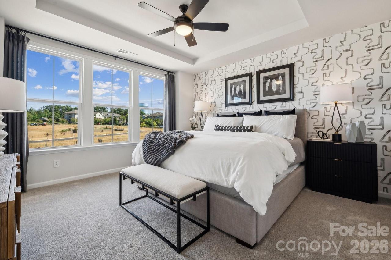 2159 Hawksworth Ln., Charlotte, NC 28262