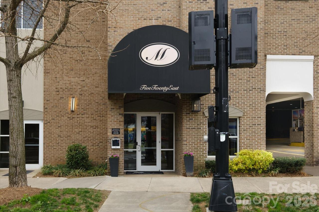 520 E Martin Luther King Jr Blvd. #1104, Charlotte, NC 28202