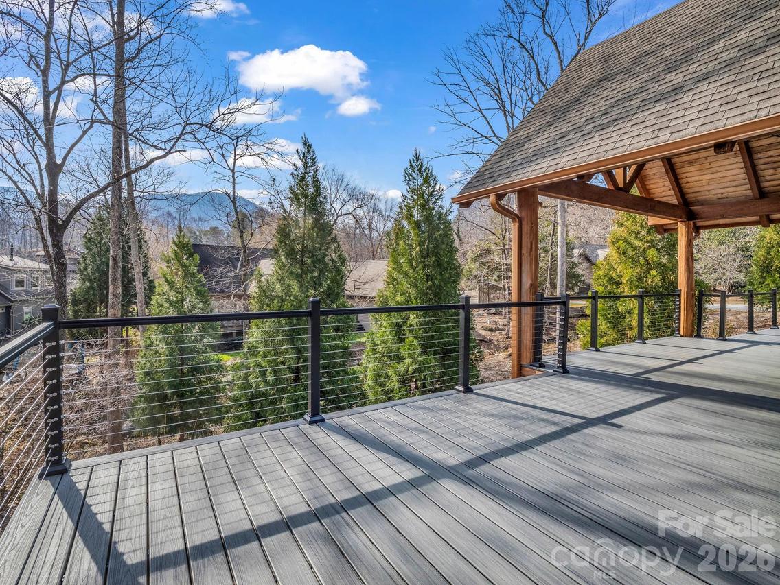 134 Chapel Point Rd., Lake Lure, NC 28746