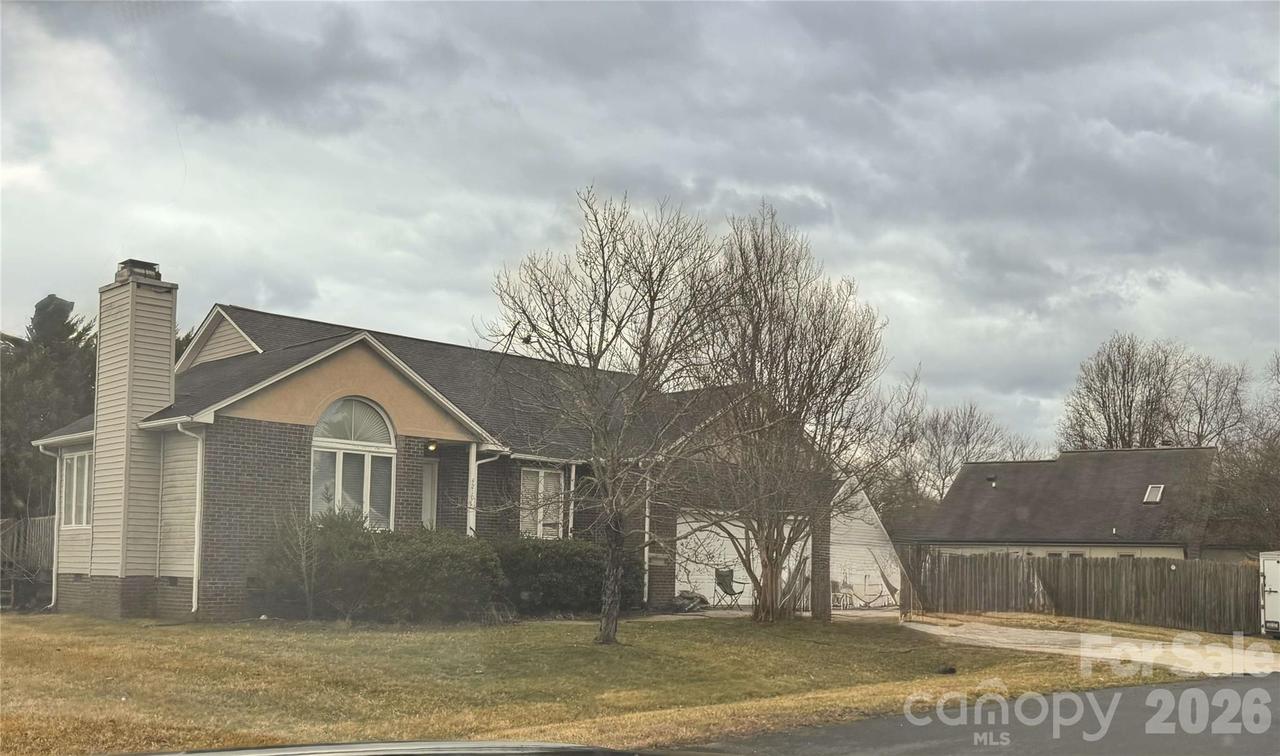 4210 Birch Dr., High Point, NC 27265