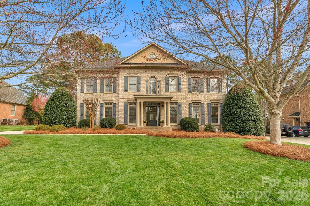 7300 Stonehaven Dr., Waxhaw, NC 28173