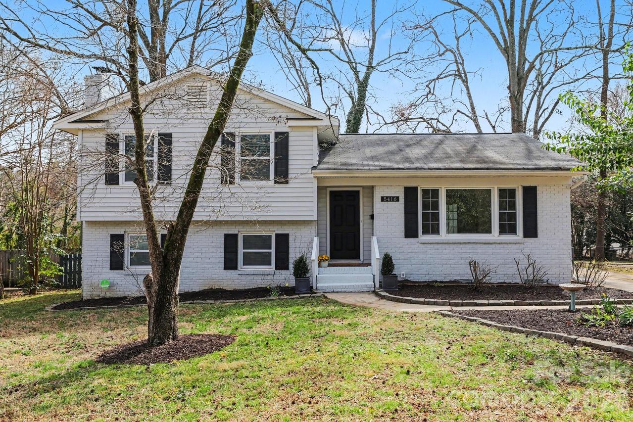 5416 Grafton Dr., Charlotte, NC 28215