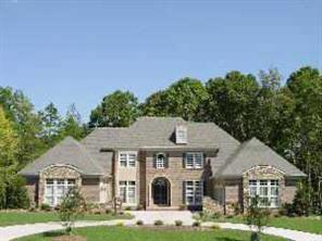 8007 Stonehaven Dr., Waxhaw, NC 28173