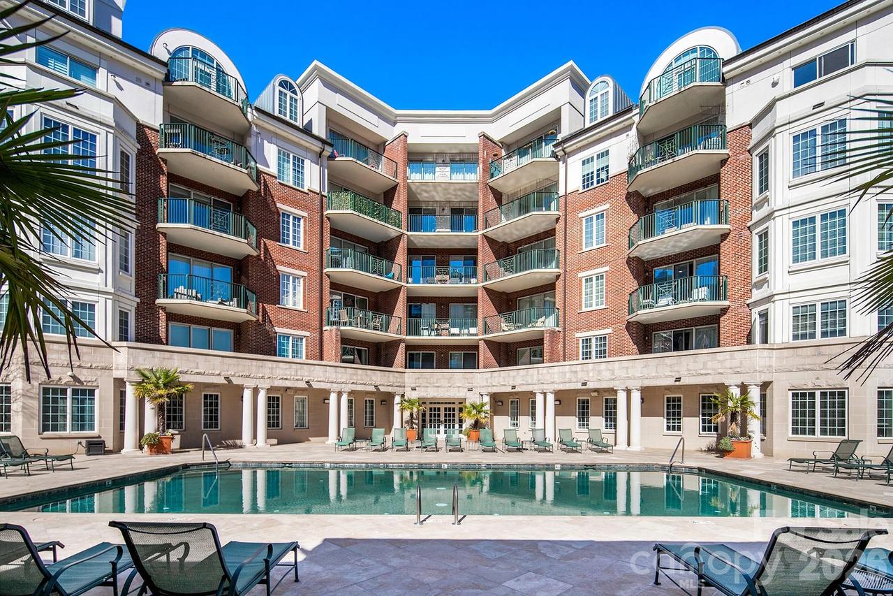 300 W 5th St. #509, Charlotte, NC 28202