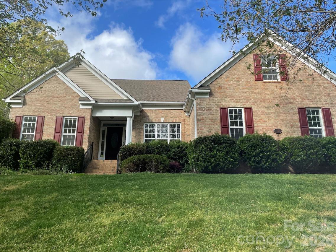 7125 Sedgebrook Dr., Stanley, NC 28164