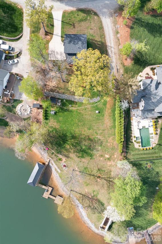 7176 Lynbrook Creek Rd., Denver, NC 28037