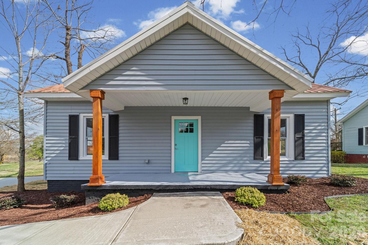 4 American St., Mount Holly, NC 28120