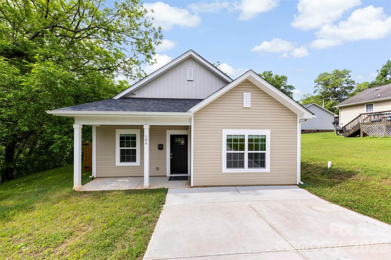 104 E Louisiana Ave., Bessemer City, NC 28016