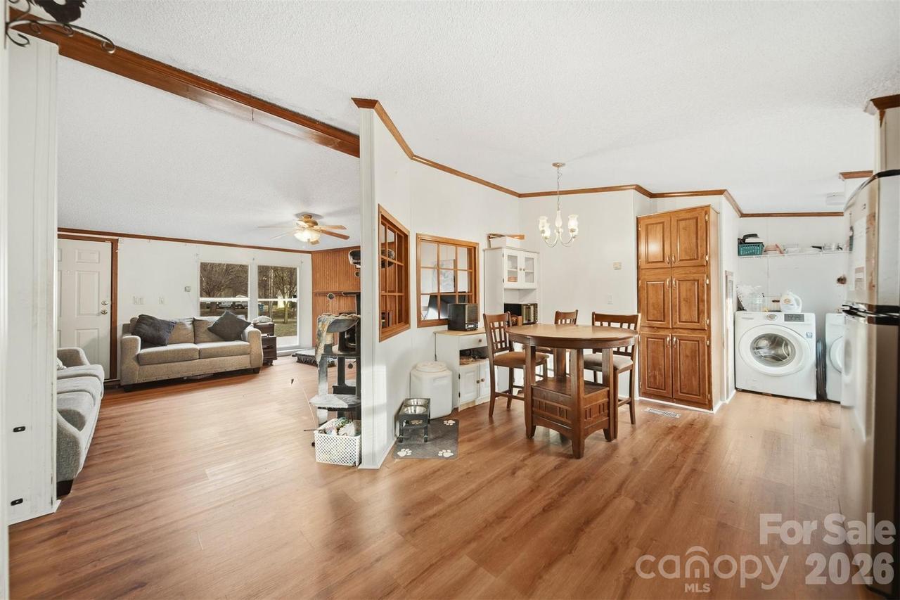109 10th St., Hildebran, NC 28637