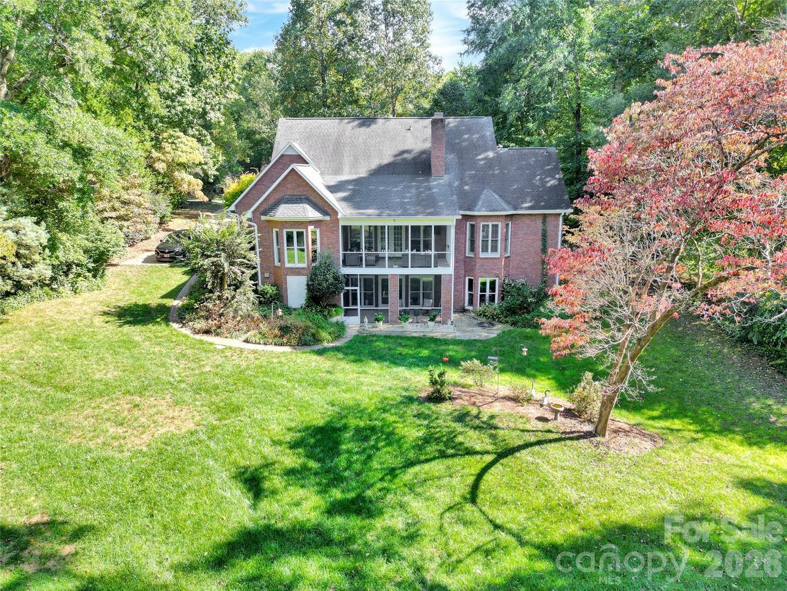 5476 Deer Run Ct., Davidson, NC 28036