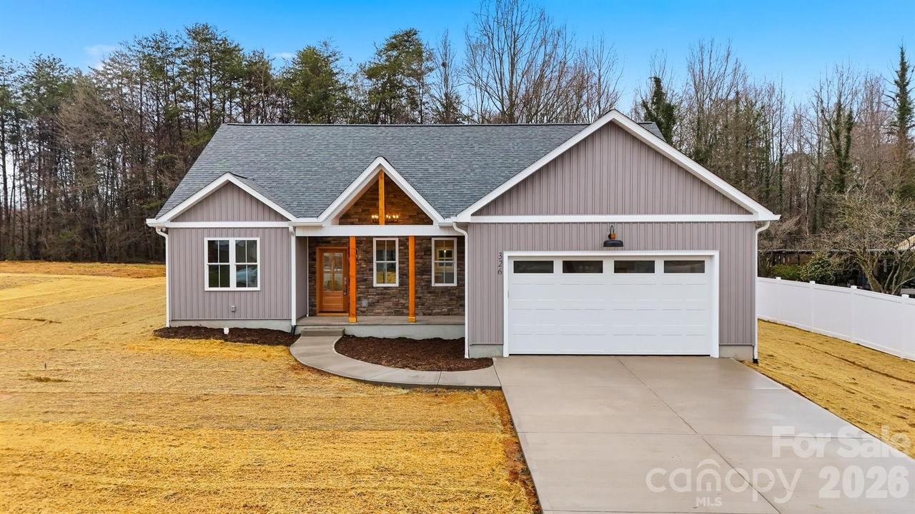 326 E Pine St., Maiden, NC 28650