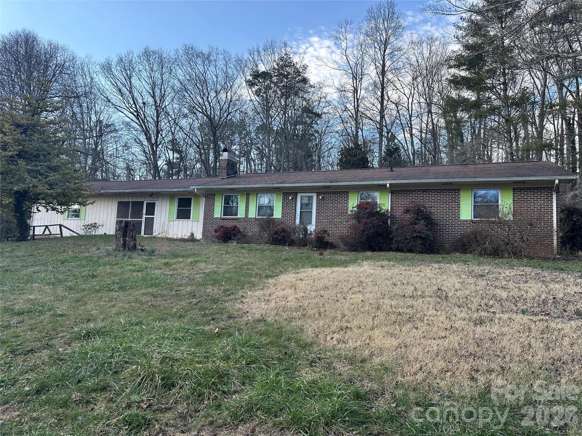 129 Ridgecrest Ave., Marble, NC 28905